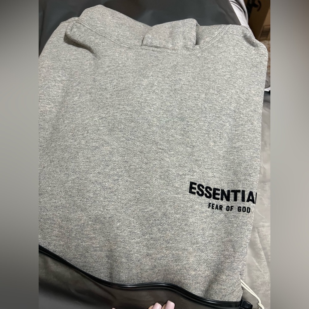 Essentials hoodie - Picture 4 of 4